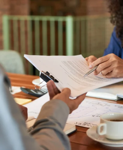 consulting-with-lawyer